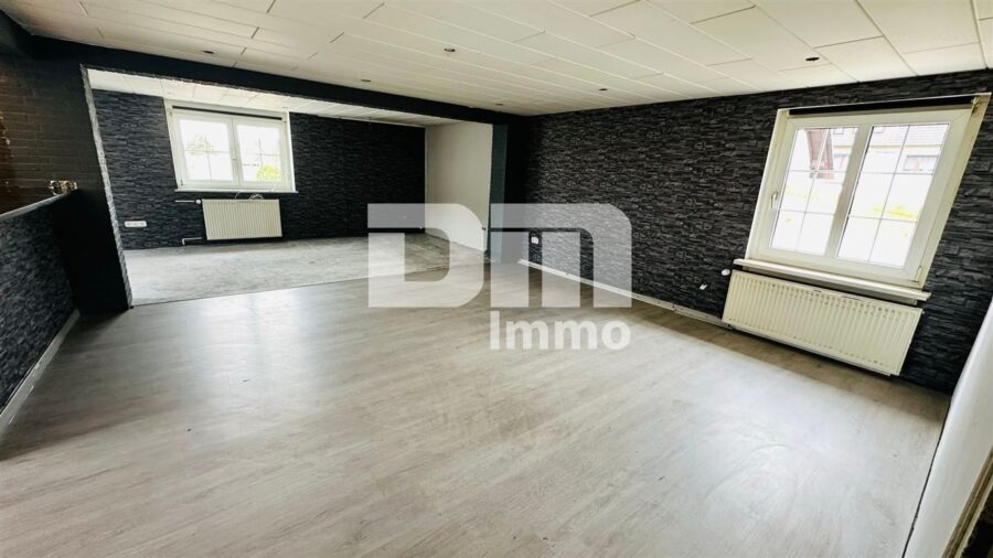 (R)eserviert!!!Schönes Wohn- Gewerbeensemble mit 2 Wohnungen, Laden, Dachterrasse - 1.OG - Wohnzimmer offen